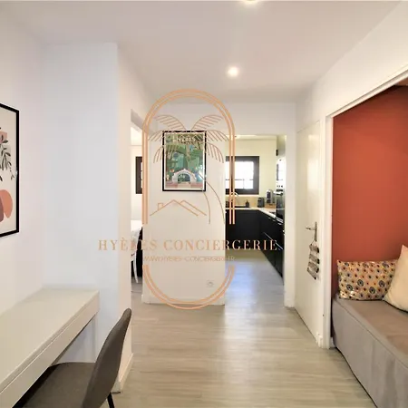 Apartament Hyeres-centre Coquet T3 Wifi Parking Clim Salon By Hc