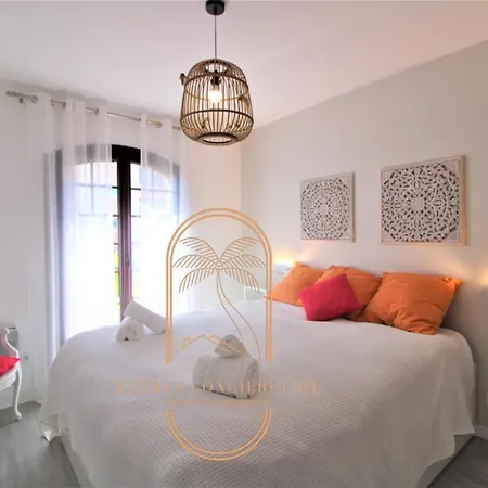 Apartament Hyeres-centre Coquet T3 Wifi Parking Clim Salon By Hc *